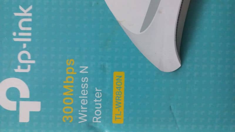 TP-link 300Mbps Wireless N Router TL-WR840N 1