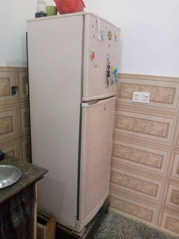 PEL refrigerator Model PC 2700 JF 11