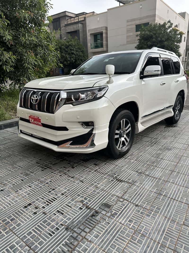 Toyota Prado TZ. G 2011 0