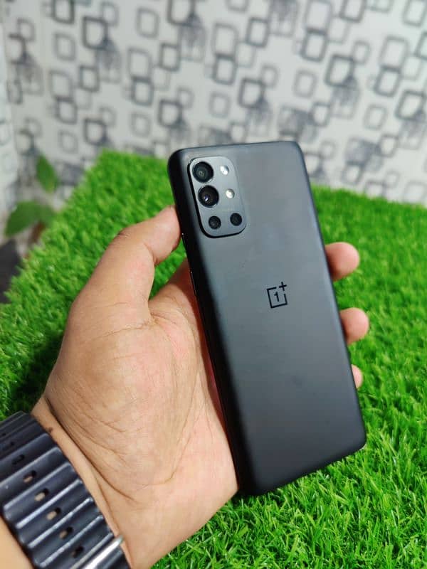 Oneplus 9R 6