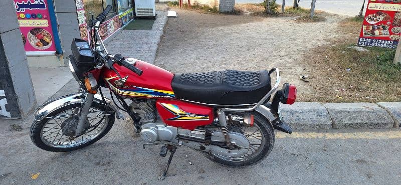 Honda 125 2019 B Excellent Condition 3