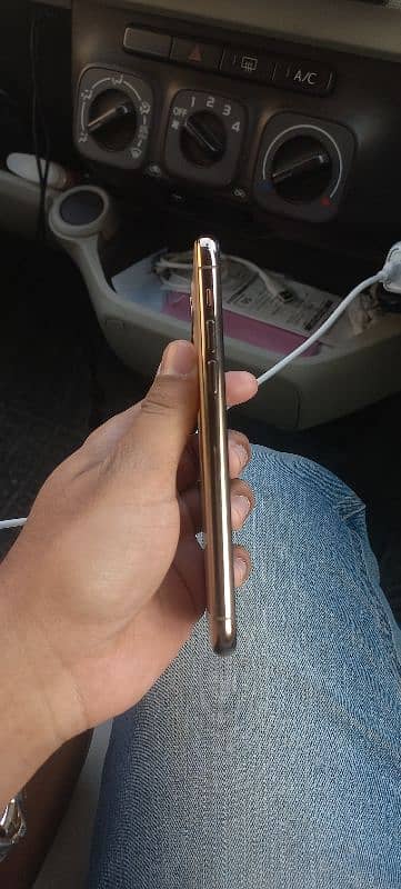 Iphone 11 pro 256gb PTA Approved 4