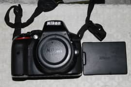 Nikon D5300 with original 18-55mm lense and Tamron 70-300lense