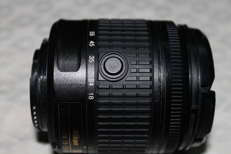 Nikon D5300 with original 18-55mm lense and Tamron 70-300lense 6