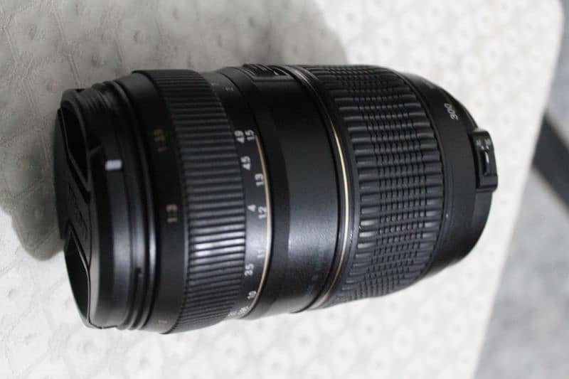 Nikon D5300 with original 18-55mm lense and Tamron 70-300lense 18