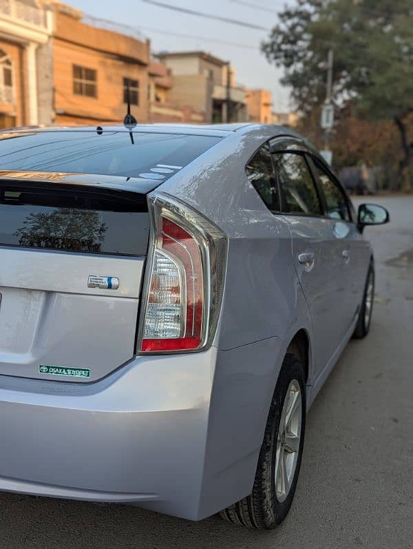 Toyota Prius 2012 4