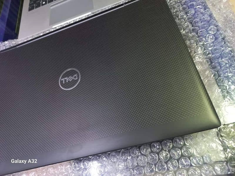 Dell Precision 7540 1