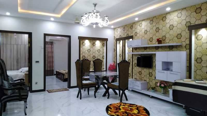 10 Marla Fully Furnished Ideal Location 1st Entry Brand New House For Rent In Gulbahar Block Of Bahria Town Lahore 2