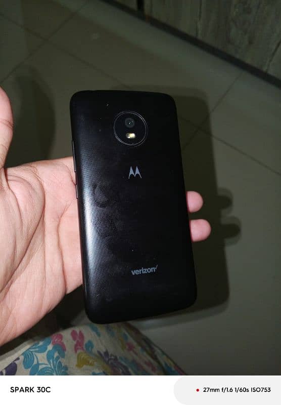 Moto E4 2/16 PTA Approved finger print Available Urgent Sell 2