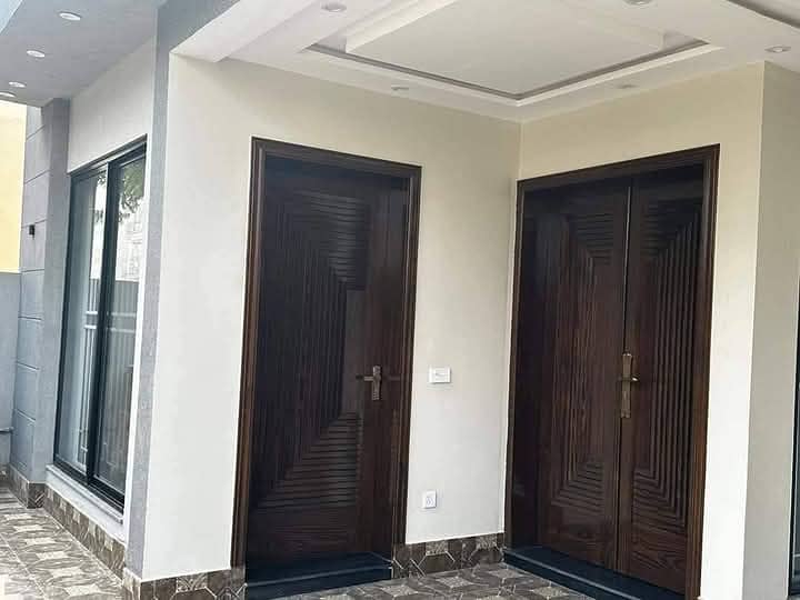 5 Marla full house available for rent in dha phase 9 town very good location 16