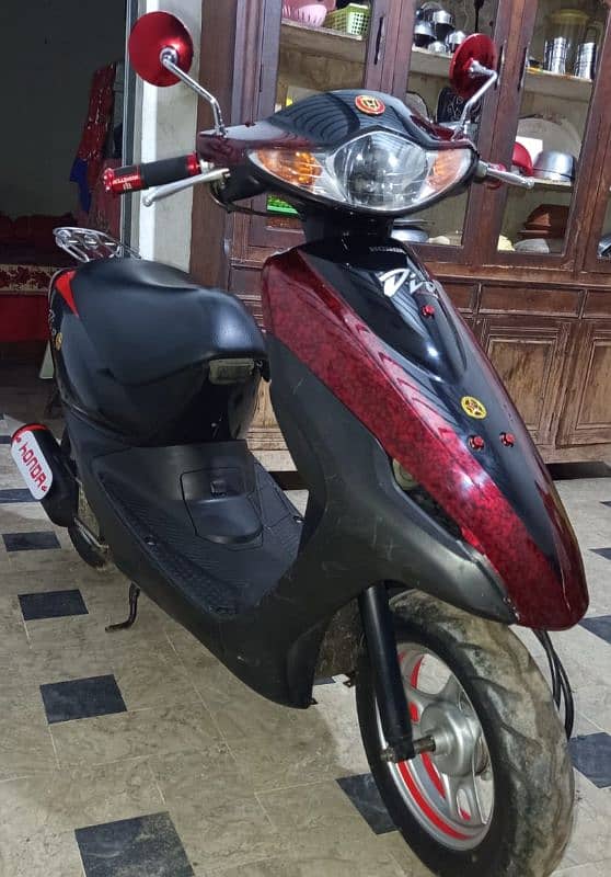 honda dio 100% ok red black 0