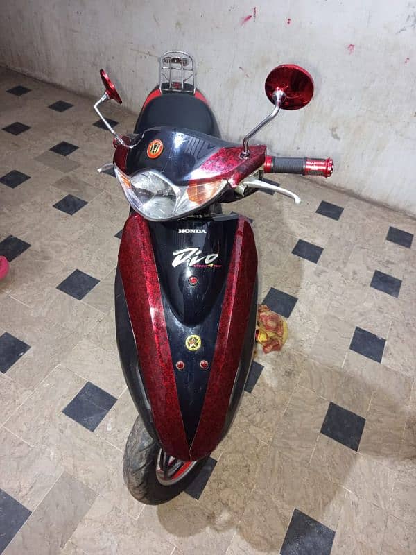 honda dio 100% ok red black 7