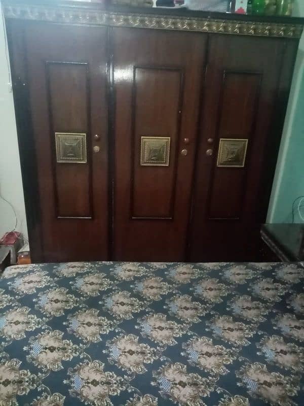 bedroom set one year use king size furniture 5