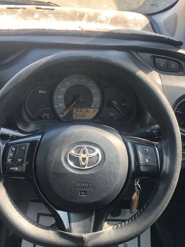 Toyota Vitz 2018 7