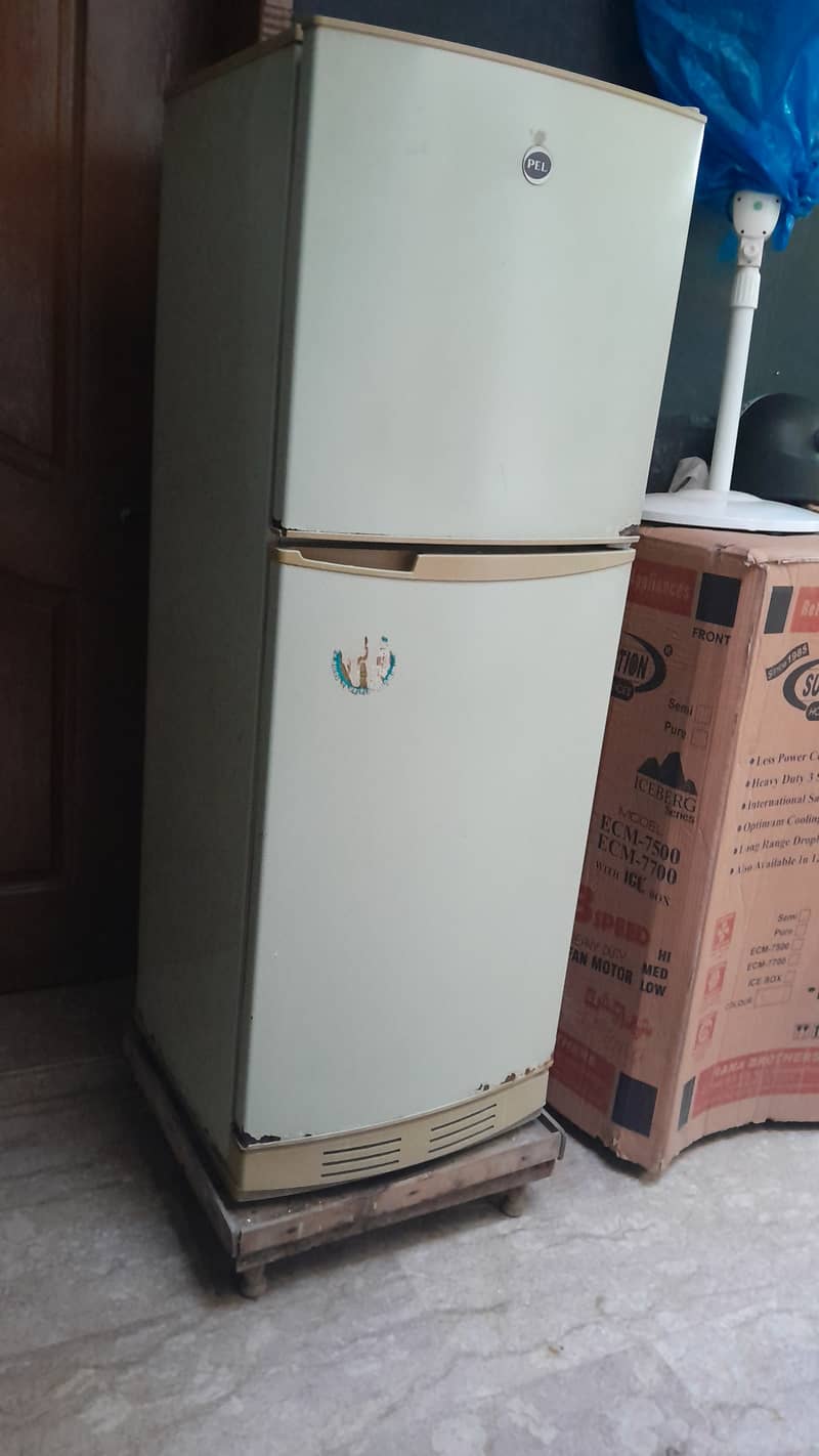 Pel Refrigerator/Fridge Medium Size, 100% Working Condition , No Fault 0