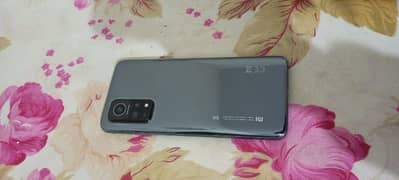 Mi 10T 8/128 with box charger 90 Fps