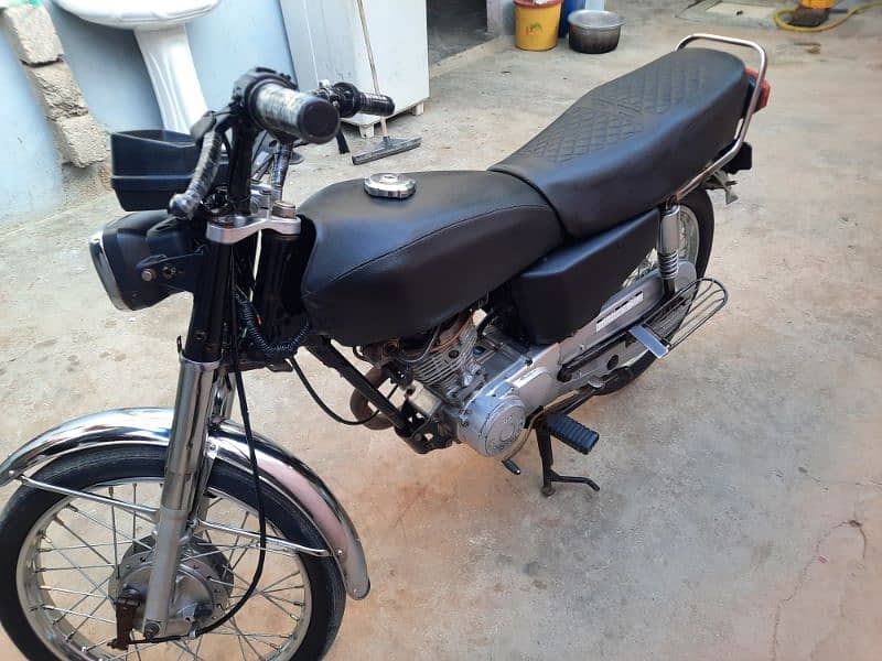 super power 125 new condition 7