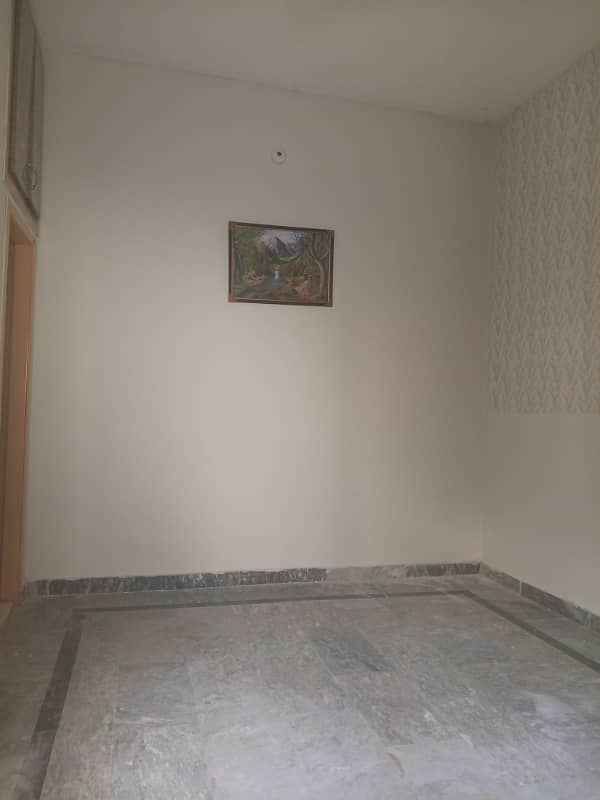 Room available for rent in h 13 Islamabad 4