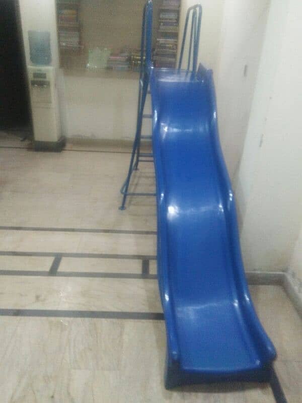 Slide for sale in lahore, new in condition 1