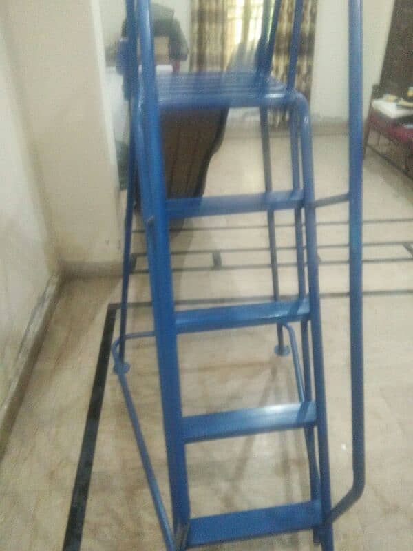 Slide for sale in lahore, new in condition 2