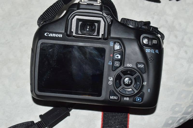 canon EOS1100d with 18 -55 lense 2