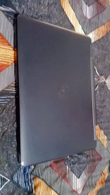 Dell Laptop Latitude 1