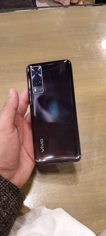 vivo y31 2