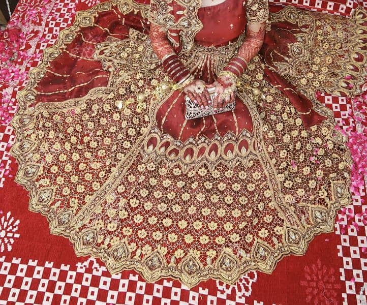 Luxury Bridal Lehnga 1