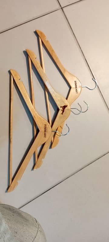 wooden hangers for clothes 4