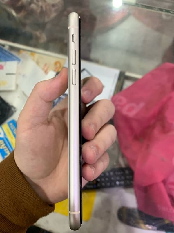 iPhone 11 PTA APPROVED 2