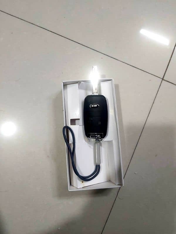 kia picanto brand new genuine  unused remote key 0