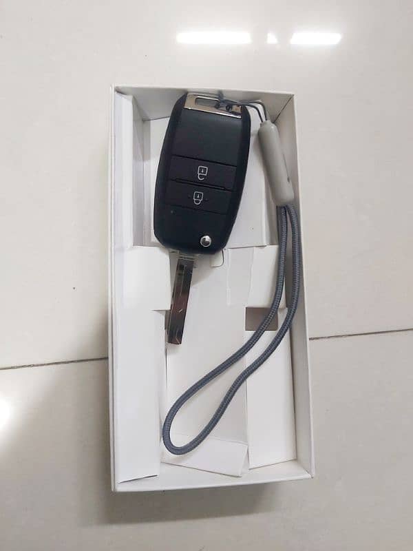 kia picanto brand new genuine  unused remote key 5