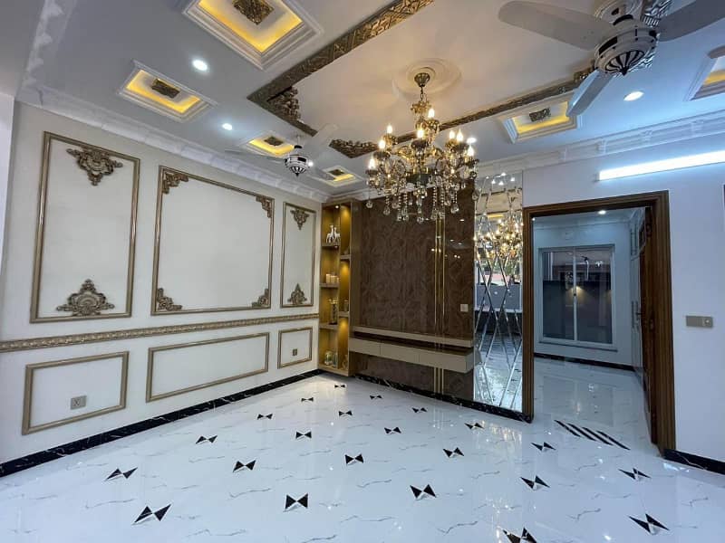 Five Marla Non-Furnished Brand New House For Sale In Bahria Town, Lahore. 9