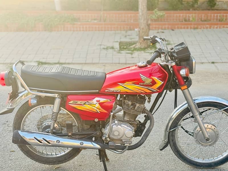 Honda CG125 model 2021 Karachi registered 3