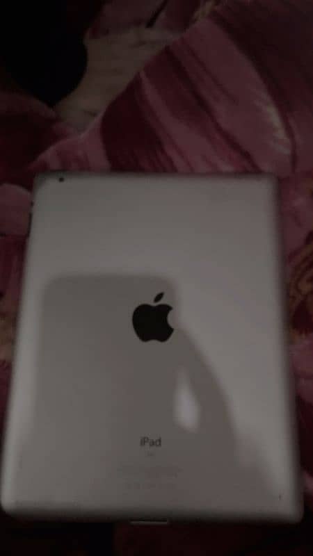 only lcd broken touch is working 16 GB iPad 2 only screen damage 0