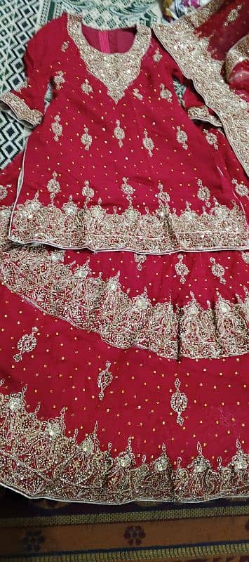 bridal handwork lehnga. 2