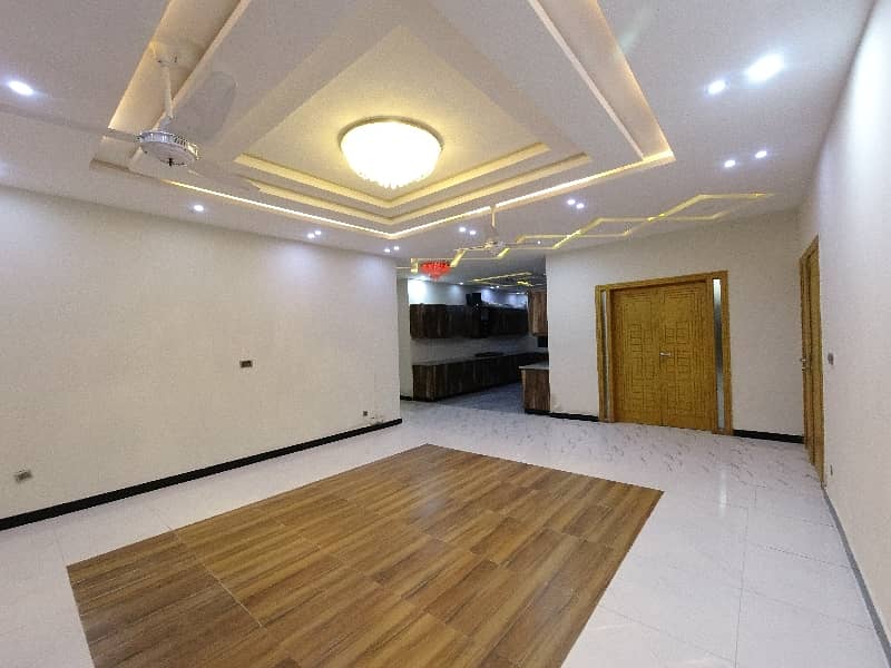 Prime Location 1 Kanal House For Sale In The Perfect Location Of D-12/4 37