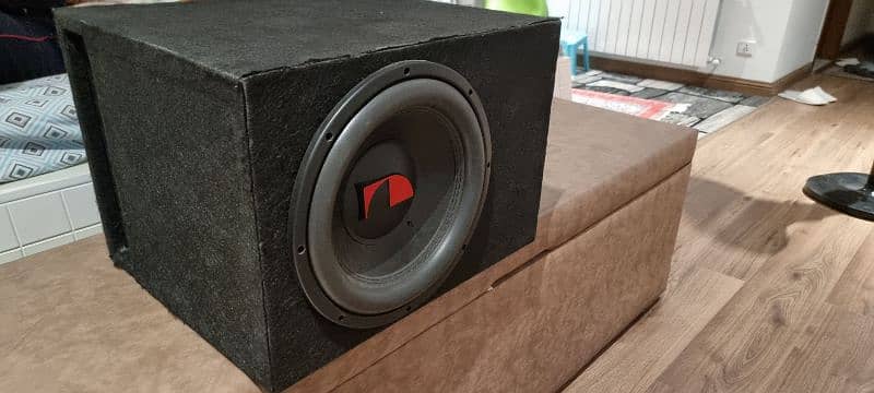 subwoofer 0