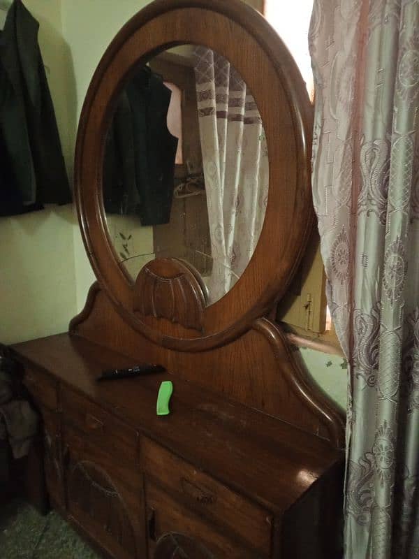 Dressing Mirror For sale 2nd Hand used condition 1