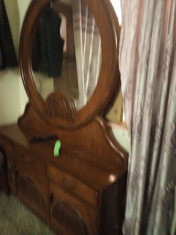 Dressing Mirror For sale 2nd Hand used condition 2