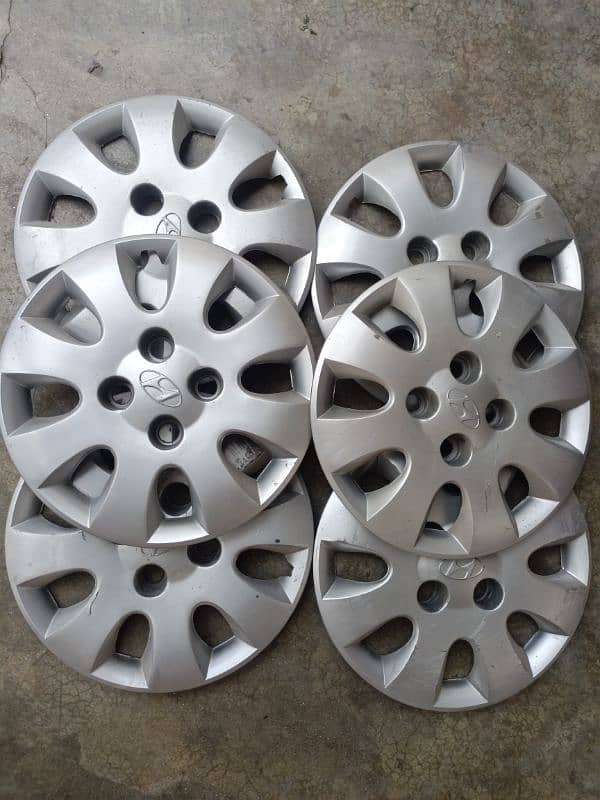 Hyundai santro original wheel cup 1