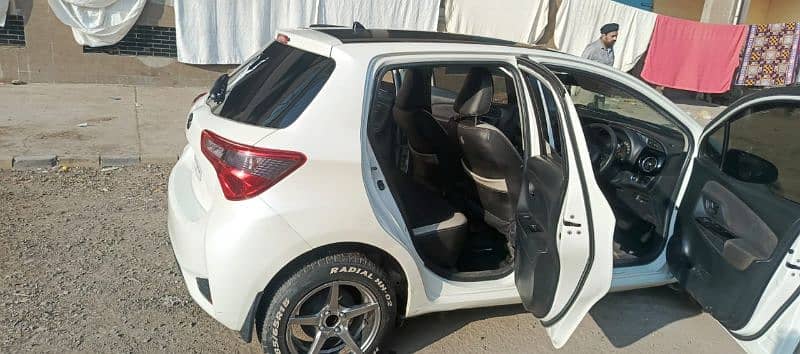 Toyota Vitz 2018 9