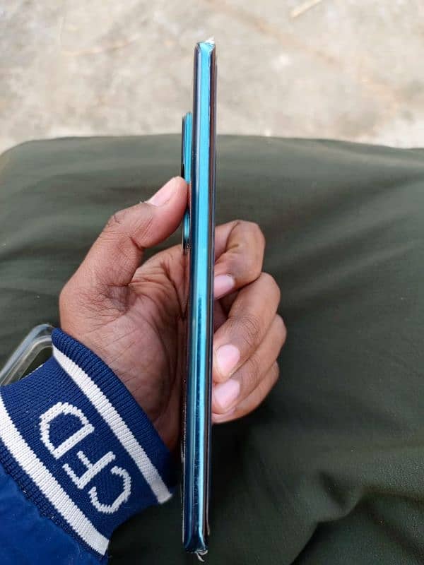 Vivo V30 5G for Sale 5