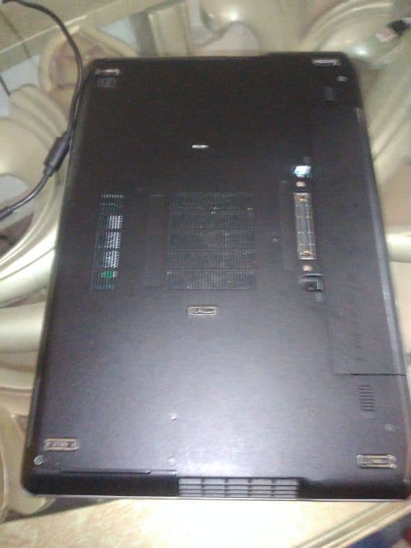 dell laptop latitude E6430 1