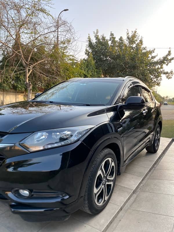 Honda Vezel 2015 1