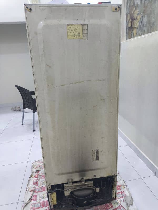 Samsung 2005 Fridge and deep freezer 2