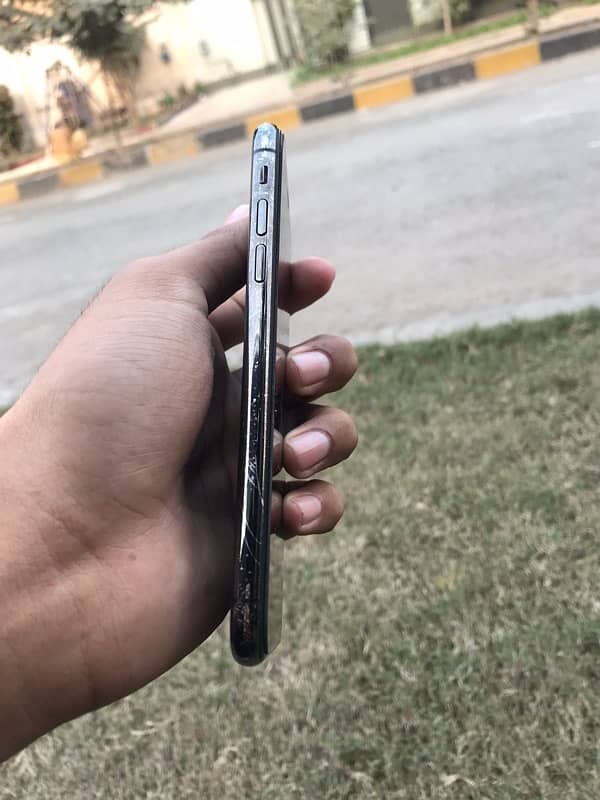 iphone x 64 Gb non pta 4