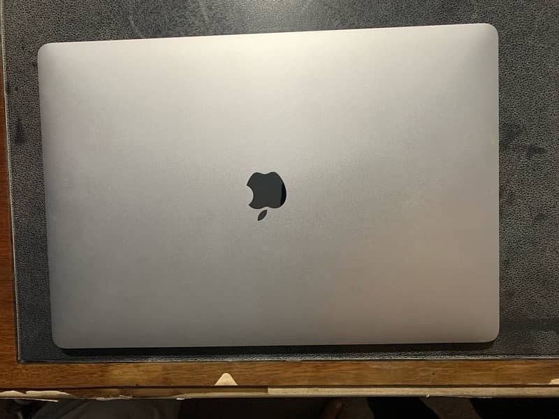 MacBook Pro 2019 1