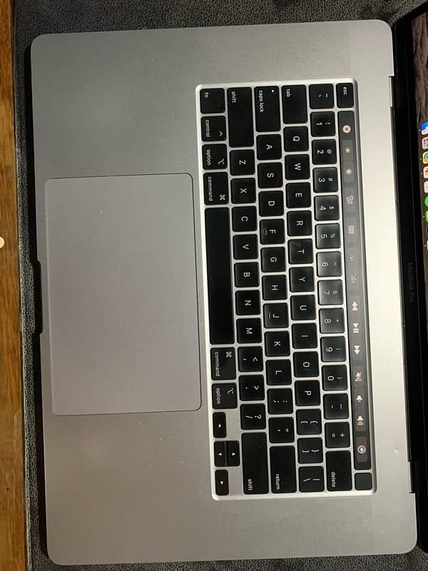 MacBook Pro 2019 6