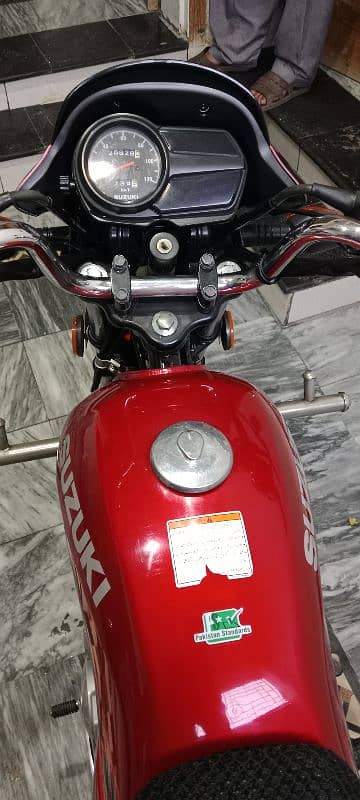 Suzuki bike GD 110 9